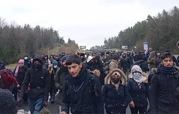 Провокация режима: что происходит на границе Польши и Беларуси