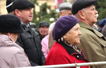Белорусские пенсионеры продолжают беднеть