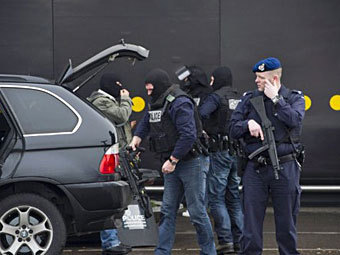 В Амстердаме арестовали угрожавшего взорвать аэропорт мужчину