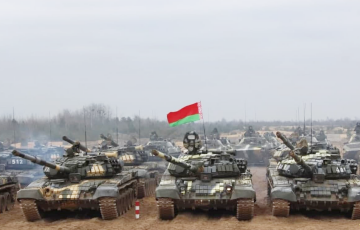 В Гродно к учениям подключили танковые войска