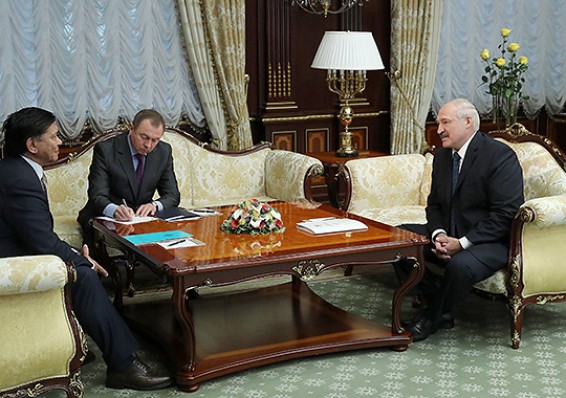 Лукашенко предлагает активизировать переговоры по поставкам нефти из Казахстана