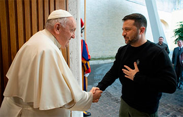 Зеленский встретился с папой римским Франциском в Ватикане