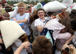 Бой подушками пройдет в Минске 11 сентября
