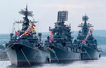 В Севастополе московиты побоялись устраивать военный парад на День ВМФ