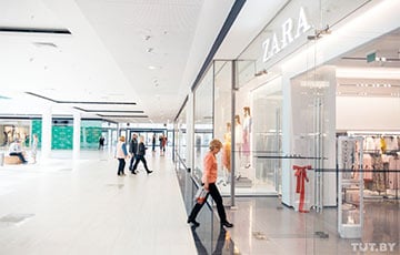 Минчанка нашла в бутике Zara клатч с плесенью
