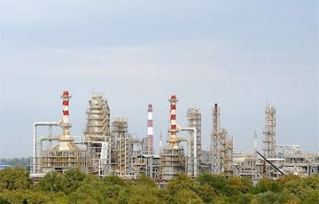 ВСУ поразили Афипский НПЗ, авиаремонтный завод и нефтяной терминал в Туапсе