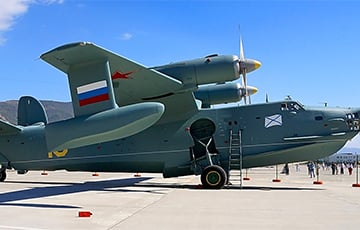 Украинцы уничтожили московитские катера и самолет-амфибию в Крыму