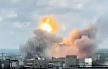 Момент ракетного удара по оккупантам в Луганске показали на видео