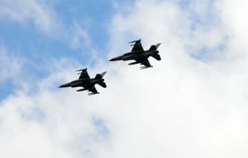 Украинский F-16 сбил московитский Су-35 благодаря помощи шведского самолета