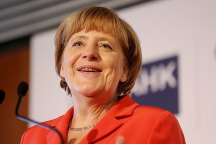 Меркель заявила о необходимости санкций в отношении России