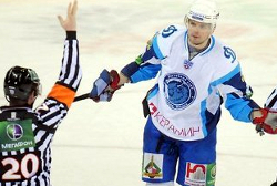Белорусский хоккеист дисквалифицирован на два года за допинг