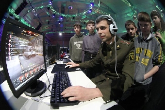 Игроки из Беларуси, России, Украины участвуют в Открытом Кубке Беларуси по киберспорту в Гродно