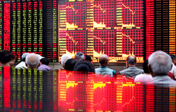 Китайский рынок рекордно рухнул по итогам года