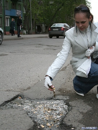 Объем ямочного ремонта на республиканских автодорогах Беларуси в 2011 году вырос на 12%