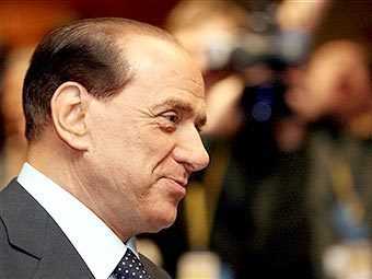 Альянс Берлускони выиграл муниципальные выборы в шести регионах