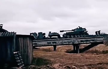 Российскую технику заметили в пяти километрах от белорусско-украинской границы