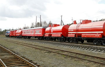 Беларусь неожиданно отправила пожарный поезд в Московию