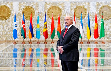Лукашенко собрался уходить