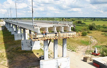 Как в Беларуси трескаются мосты