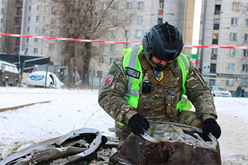 В Киеве показали крупным планом боевую часть московитского Искандера весом в полтонны
