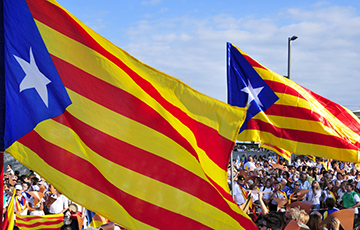 Каталония возобновляет работу дипмиссий за рубежом