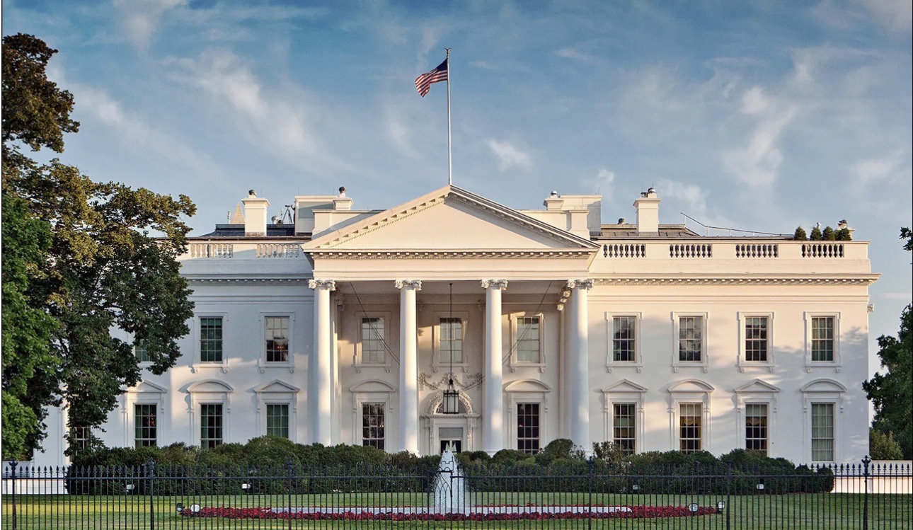 Правительство США приостановило работу. Что заявил Трамп