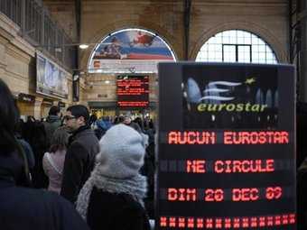 Eurostar еще на день отложила пуск поездов под Ла-Маншем