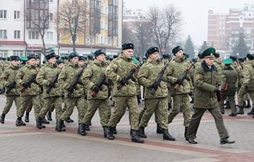 Беларусские военные не хотят воевать против Украины: зреют бунты