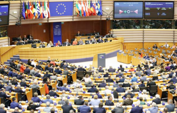 Совет ЕС одобрил выделение Украине 3,2 миллиардов евро