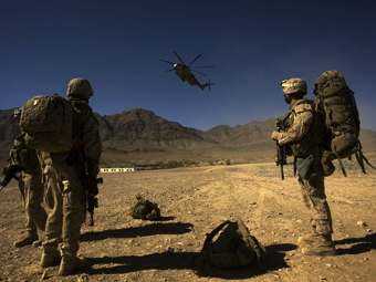 В Афганистане столкнулись два американских военных вертолета