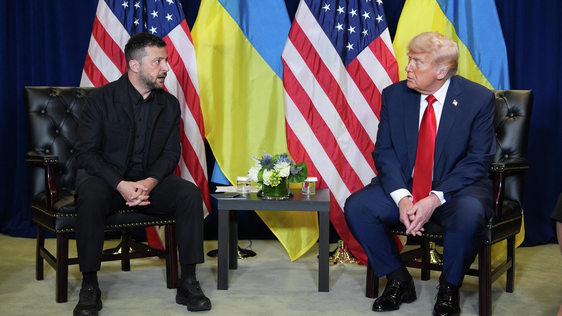Трамп: Зеленский препятствует заключению мирного соглашения с Московией
