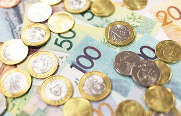 Беларусы жалуются на проблемы с обменом валюты
