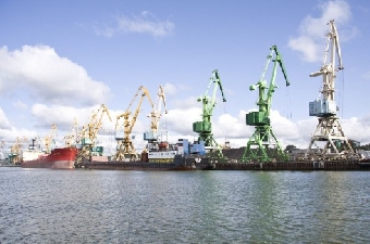 Беларусь планирует довести объем перевалки грузов через Клайпедский порт до 20 млн.т в год