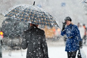 Гололед, дождь и снег — погода на выходные в Беларуси