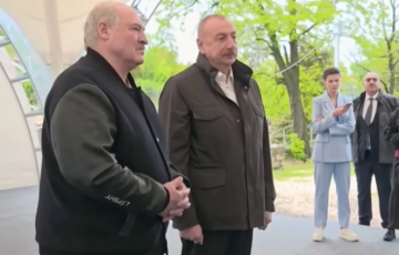 Хромого и больного Лукашенко унизили в Азербайджане