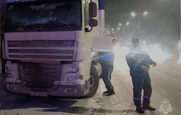 Беларусская фура сломалась в Татарстане в 25-градусный мороз