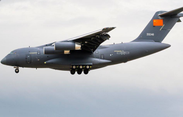 Военный самолет Китая совершил подозрительную посадку в Москве