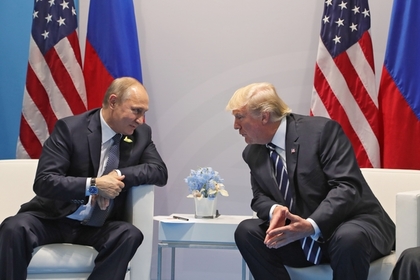Психолог проанализировал жесты Путина и Трампа на переговорах