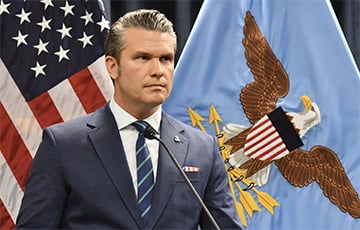 Министр обороны США: Иранскому народу стоит воспользовался возможностью