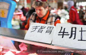 Фотофакт: Гомельские продавцы перешли на китайский язык