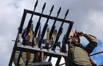Вольфовичу в Поставском районе показали странное оружие для противовоздушной обороны