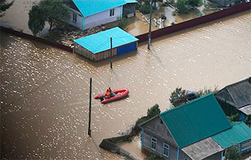 В Московии тайфун прорвал дамбу: город Уссурийск затопило по третий этаж