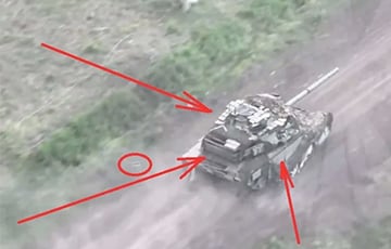 Стая дронов ВСУ растерзала московитский Т-90М