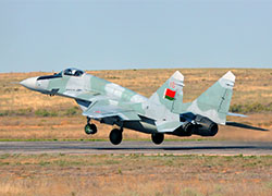 Полеты военных самолетов над Беларусью приостановлены