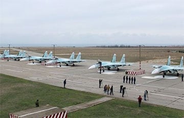 В Крыму возле аэродрома Бельбек прогремели мощные взрывы