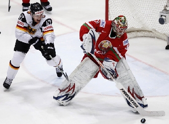 Сборная Беларуси проиграла команде Словакии и потеряла шансы на выход в четвертьфинал чемпионата мира по хоккею