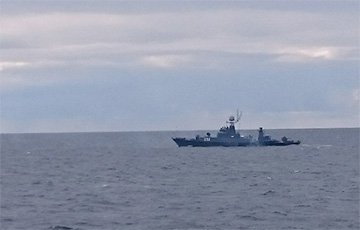 Военный корабль РФ в экономической зоне Литвы вынудил гражданское судно изменить курс