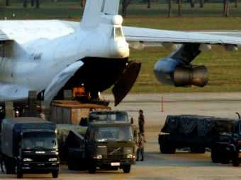 Пилот задержанного Ил-76 рассказал о предназначении оружия на борту
