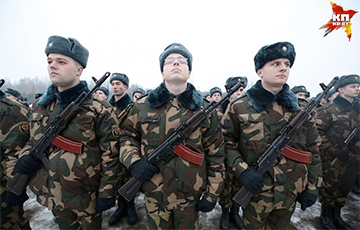 В Беларуси призывают офицеров запаса