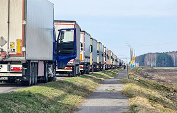 Беларусские перевозчики столкнулись с проблемами при транзитном проезде через РФ